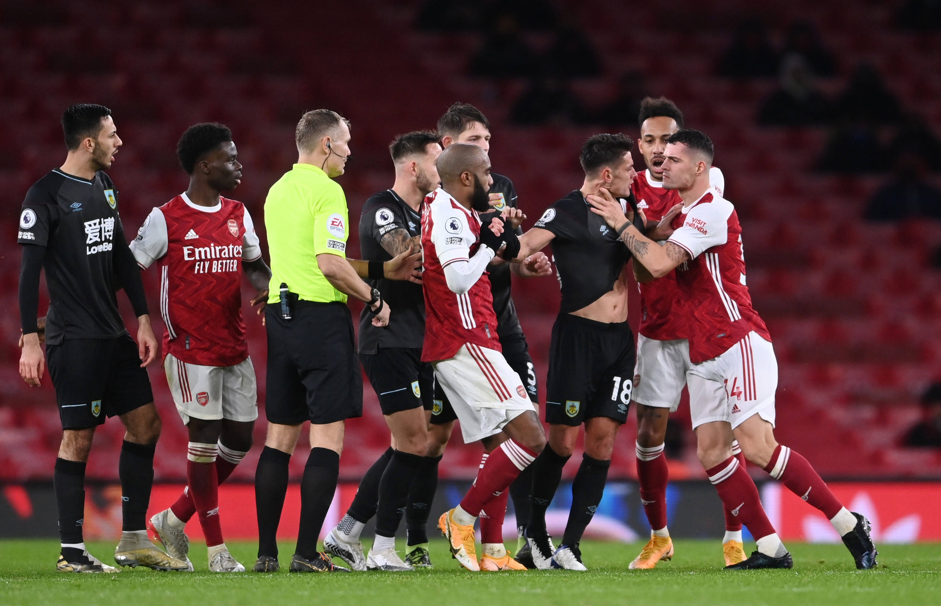 段利用前场 段利用前场